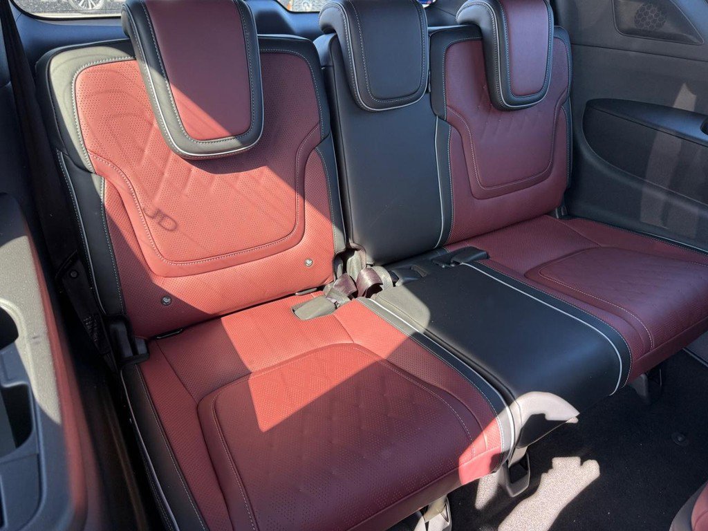 New 2025 INFINITI QX80 Autograph w/ Premium Cargo Package image 5