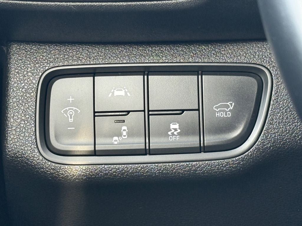 Used 2020 Hyundai Santa Fe SEL FWD image 18