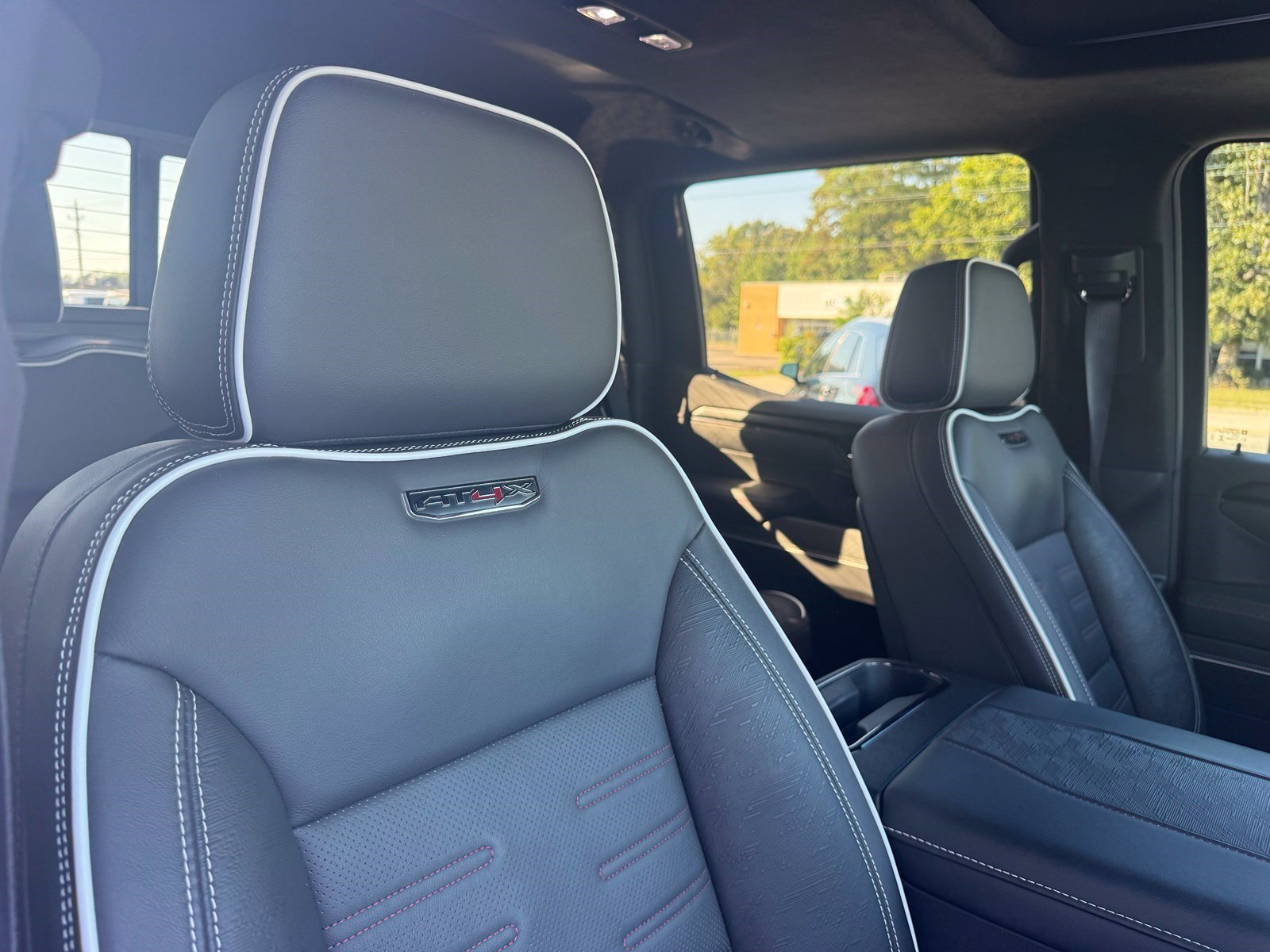 Used 2024 GMC Sierra 1500 AT4X AWD/4WD image 31