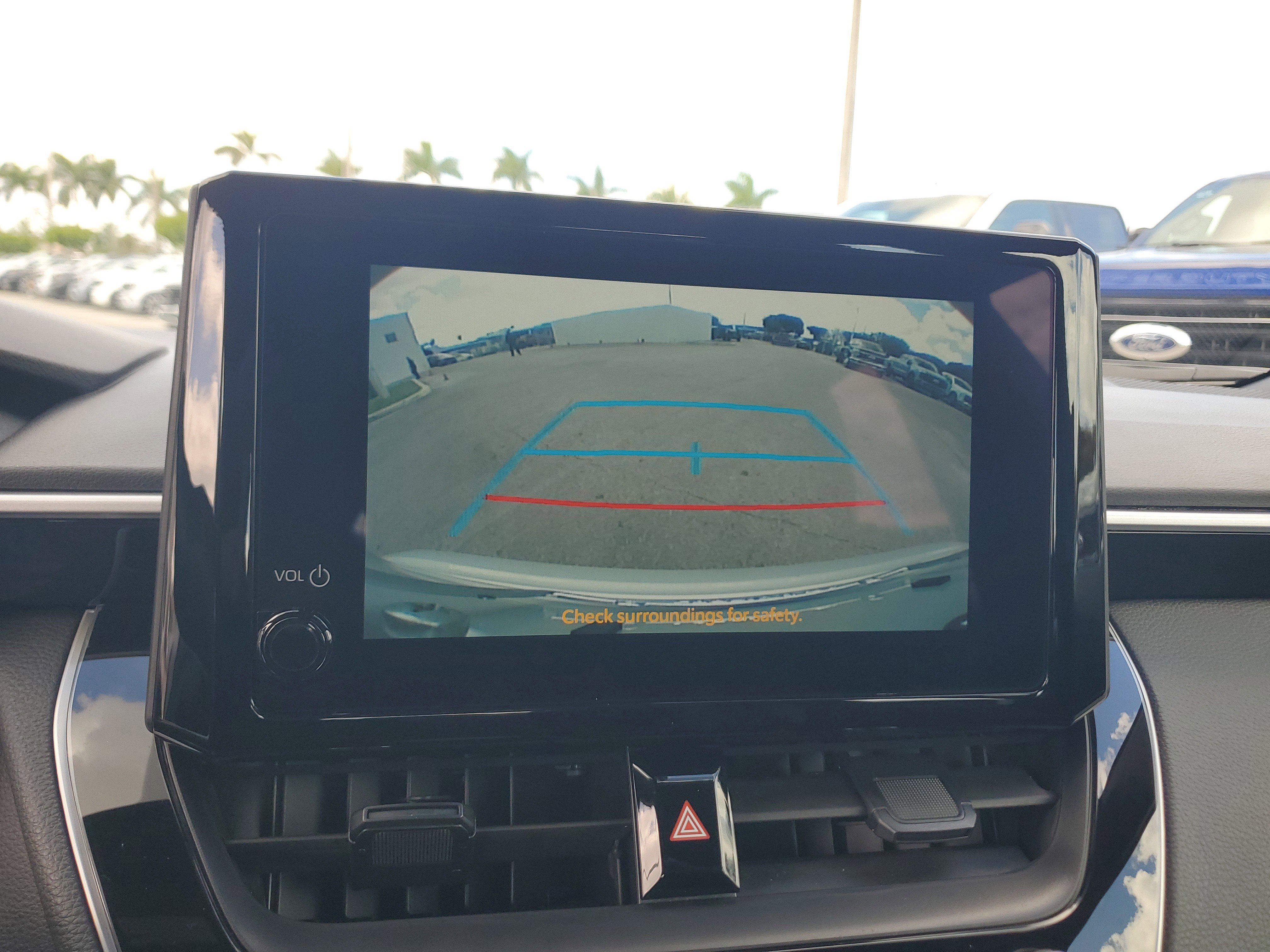 Used 2025 Toyota Corolla SE image 10