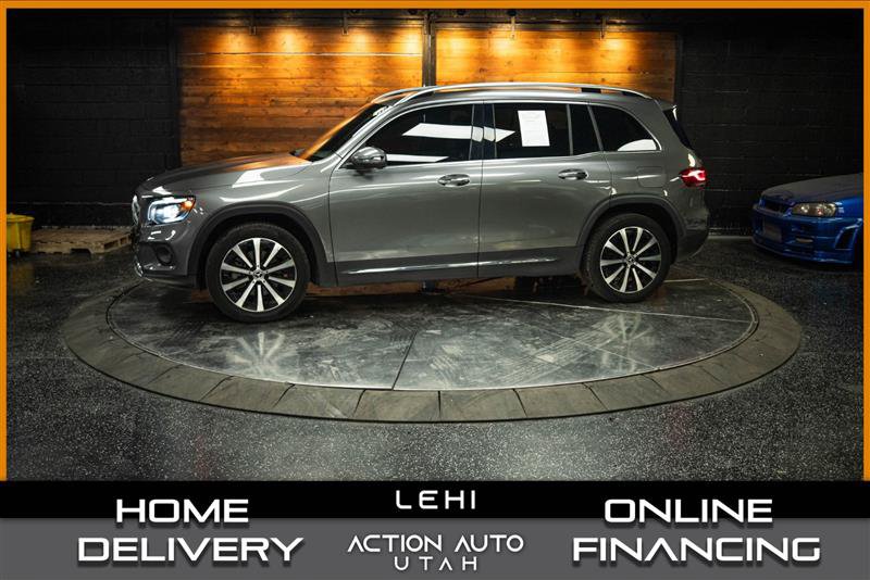 Used 2022 Mercedes-Benz GLB 250 w/ Premium Package Lite video 1