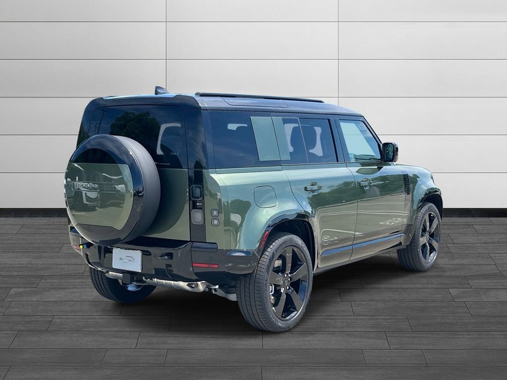 New 2026 Land Rover Defender 110 X-Dynamic SE AWD/4WD image 5