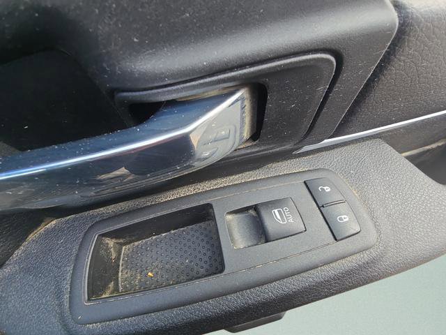 Used 2023 RAM 1500 Classic Warlock w/ Electronics Group image 38