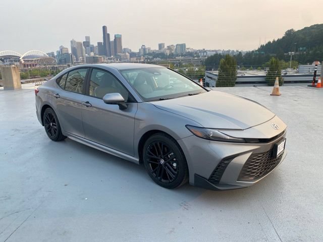Used 2025 Toyota Camry SE FWD image 26