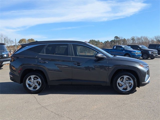 Used 2022 Hyundai Tucson SEL image 2