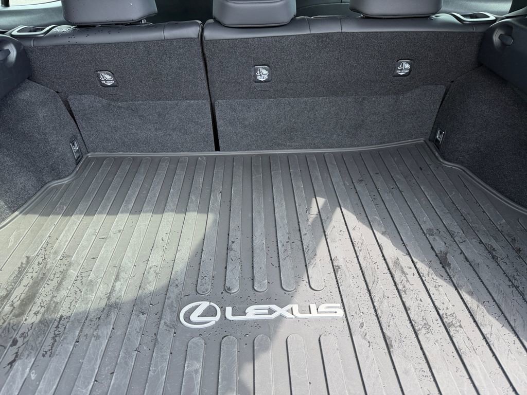 Used 2025 Lexus UX 300h AWD w/ Accessory Package (Z2) image 17