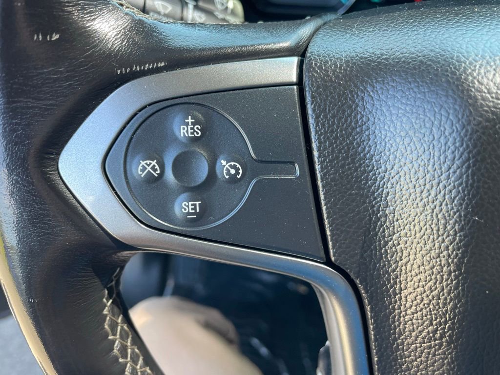 Used 2018 Chevrolet Silverado 1500 LT w/ All Star Edition AWD/4WD image 27