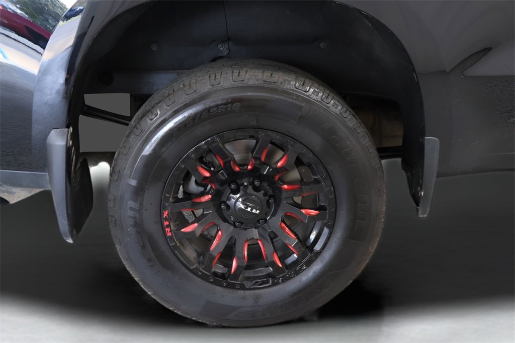 Used 2023 Chevrolet Silverado 1500 Custom image 30