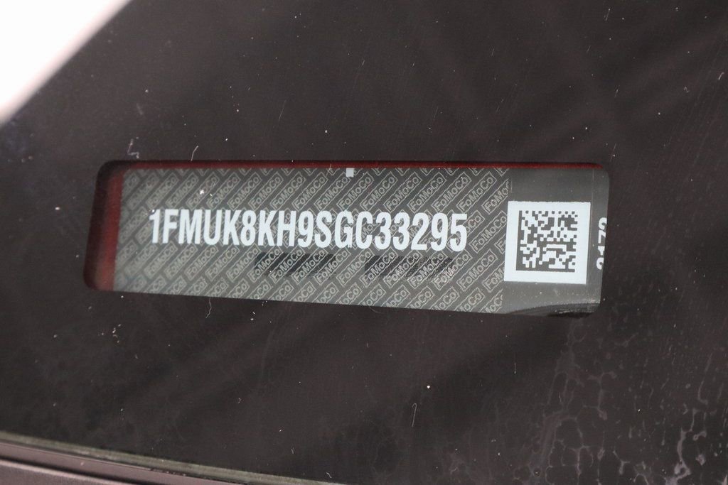 Certified 2025 Ford Explorer ST-Line w/ Premium Package image 35