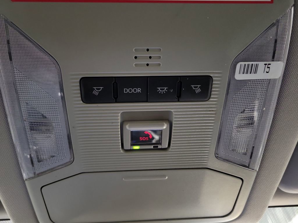 Used 2023 Toyota RAV4 LE image 20