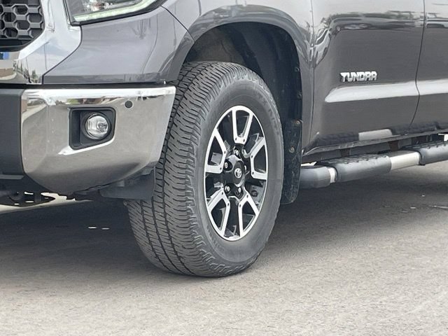 Used 2020 Toyota Tundra SR5 w/ TRD Off-Road Package AWD/4WD image 18