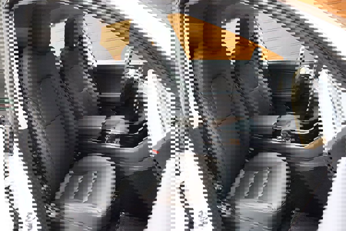 Used 2023 Tesla Model Y Long Range image 45