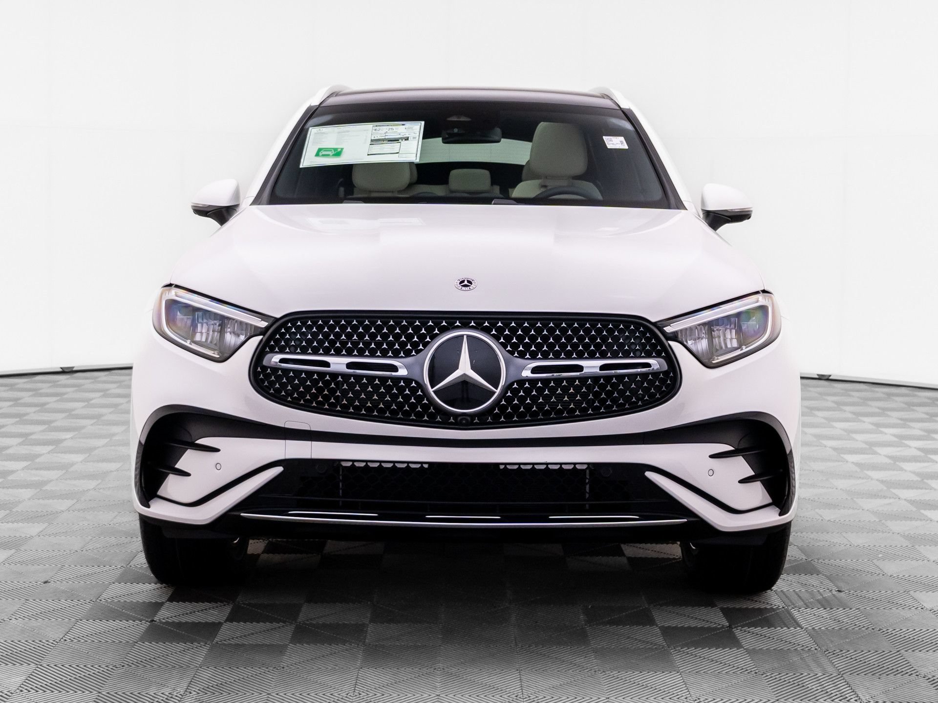 New 2027 Mercedes-Benz GLC 350e 4MATIC image 9