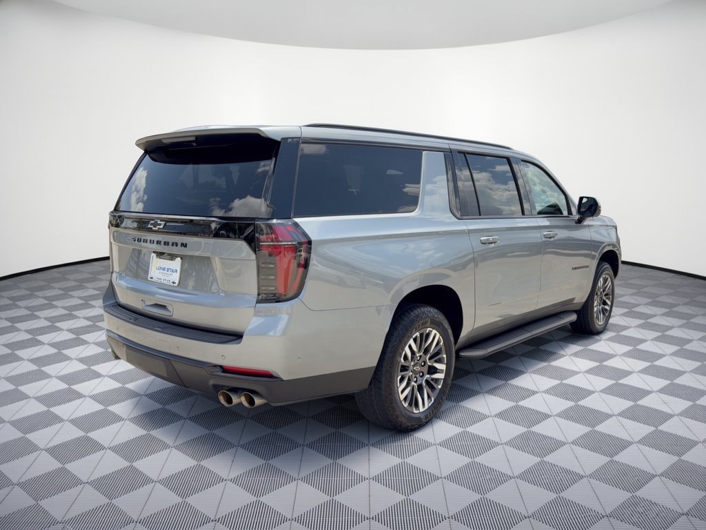 Used 2025 Chevrolet Suburban Z71 AWD/4WD image 9
