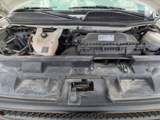 Used 2021 Chevrolet Express 2500 w/ Driver Convenience Package RWD image 17