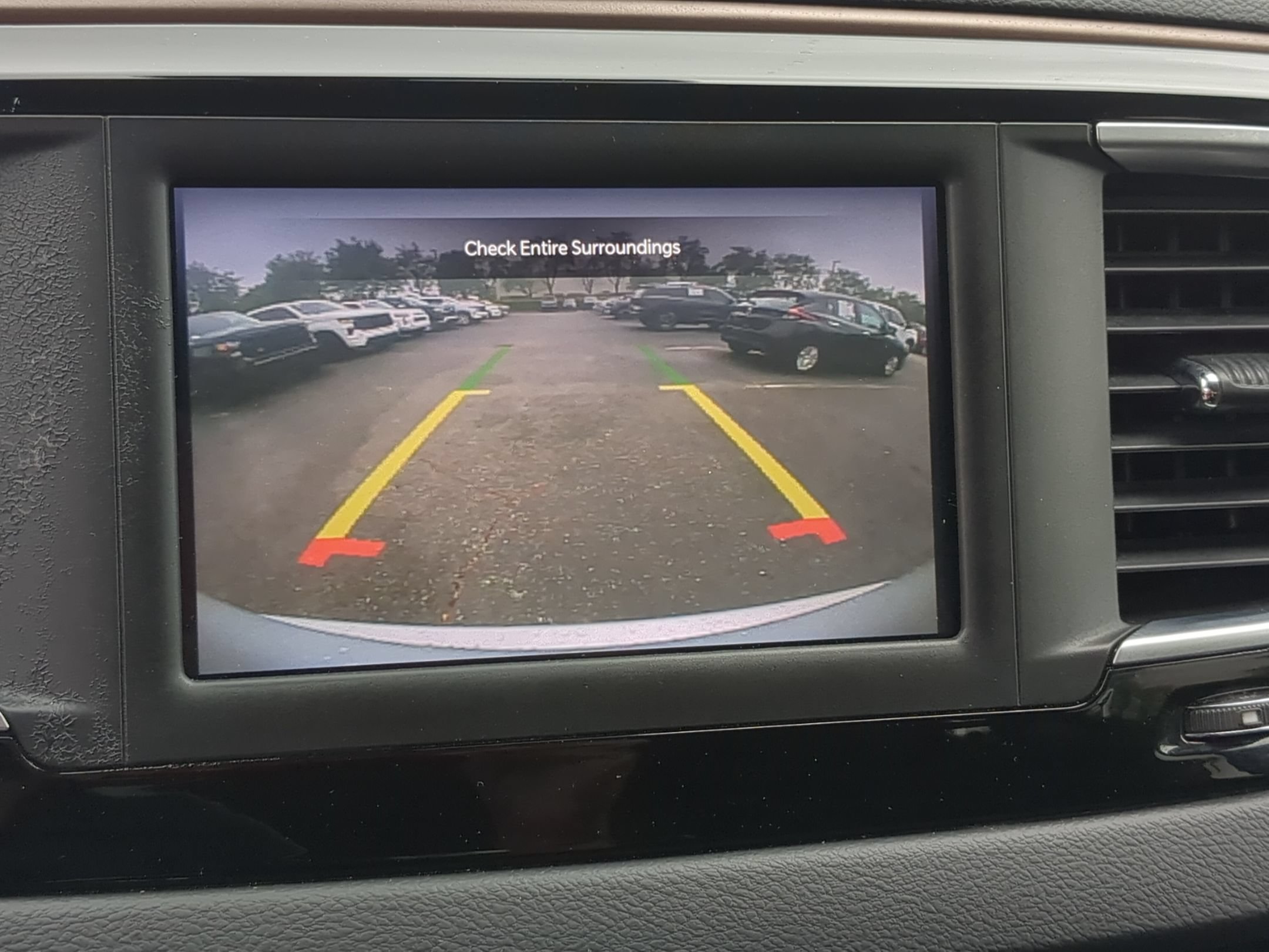 Used 2023 Chrysler Voyager LX FWD image 24