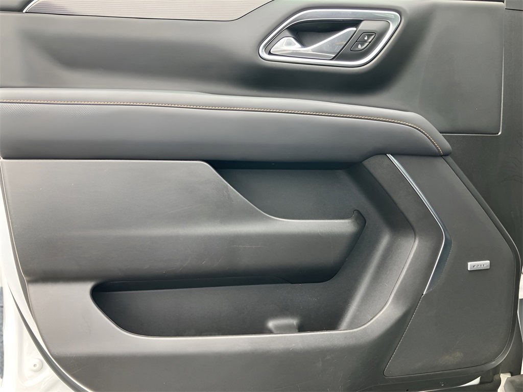 Used 2021 GMC Yukon XL AT4 w/ AT4 Premium Plus Package image 43