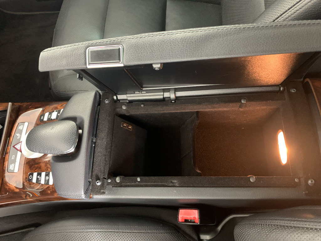 Used 2011 Mercedes-Benz S 550 image 29