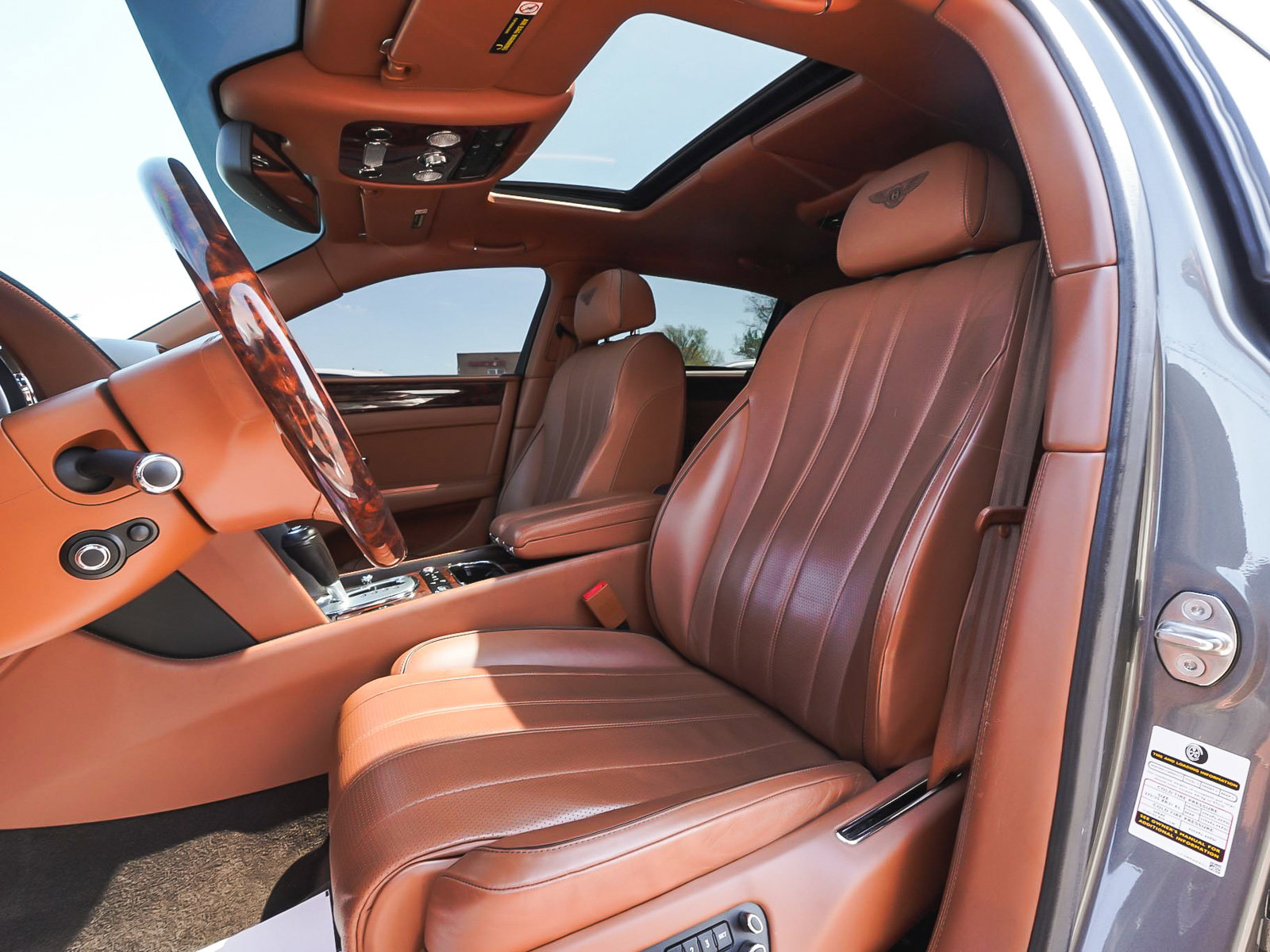 Used 2014 Bentley Flying Spur W12 AWD/4WD image 31