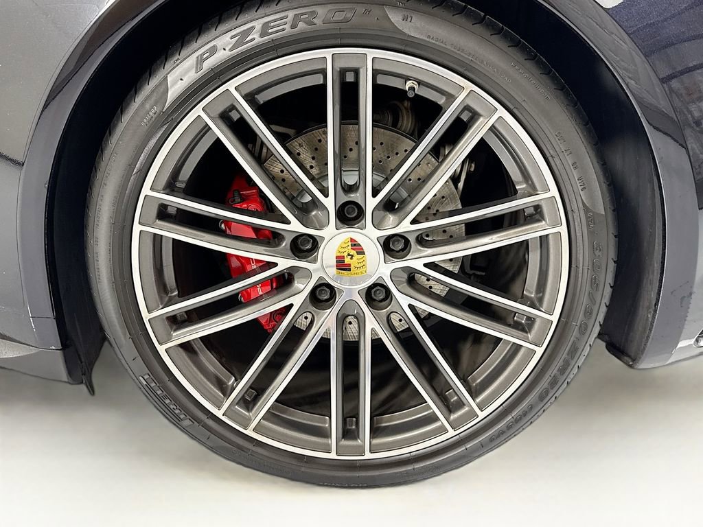 Used 2017 Porsche 911 Carrera 4S image 29