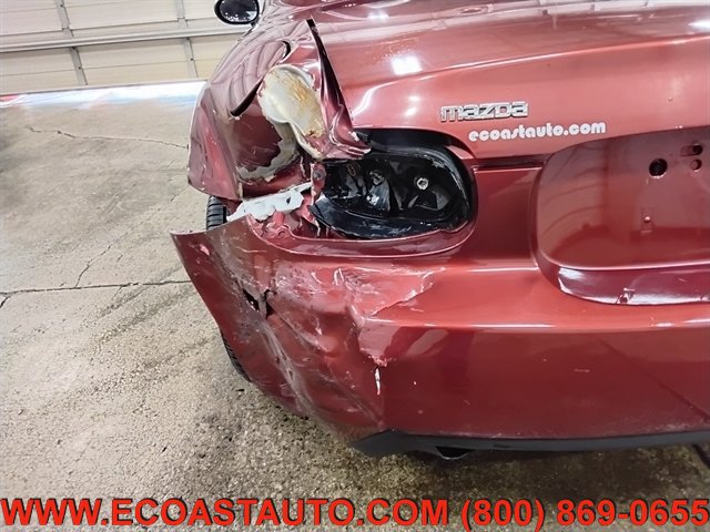 Used 2008 MAZDA MX-5 Miata Grand Touring RWD image 12