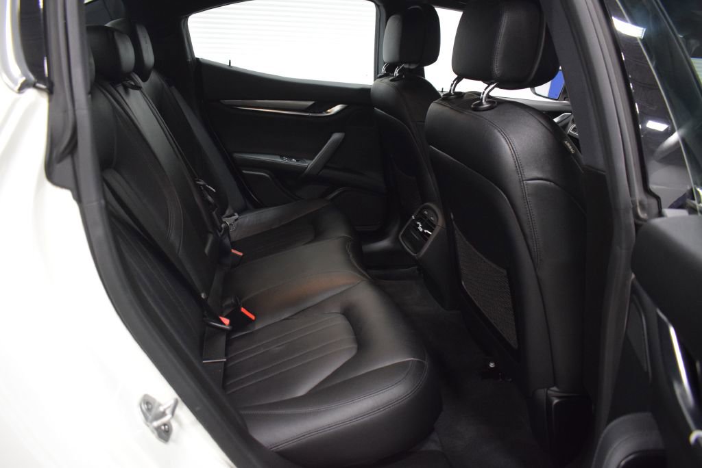 Used 2019 Maserati Ghibli S Q4 image 17