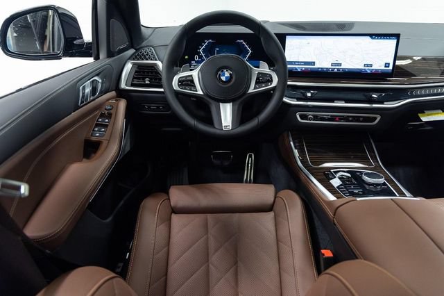 New 2026 BMW X5 xDrive40i w/ M Sport Package AWD/4WD image 4