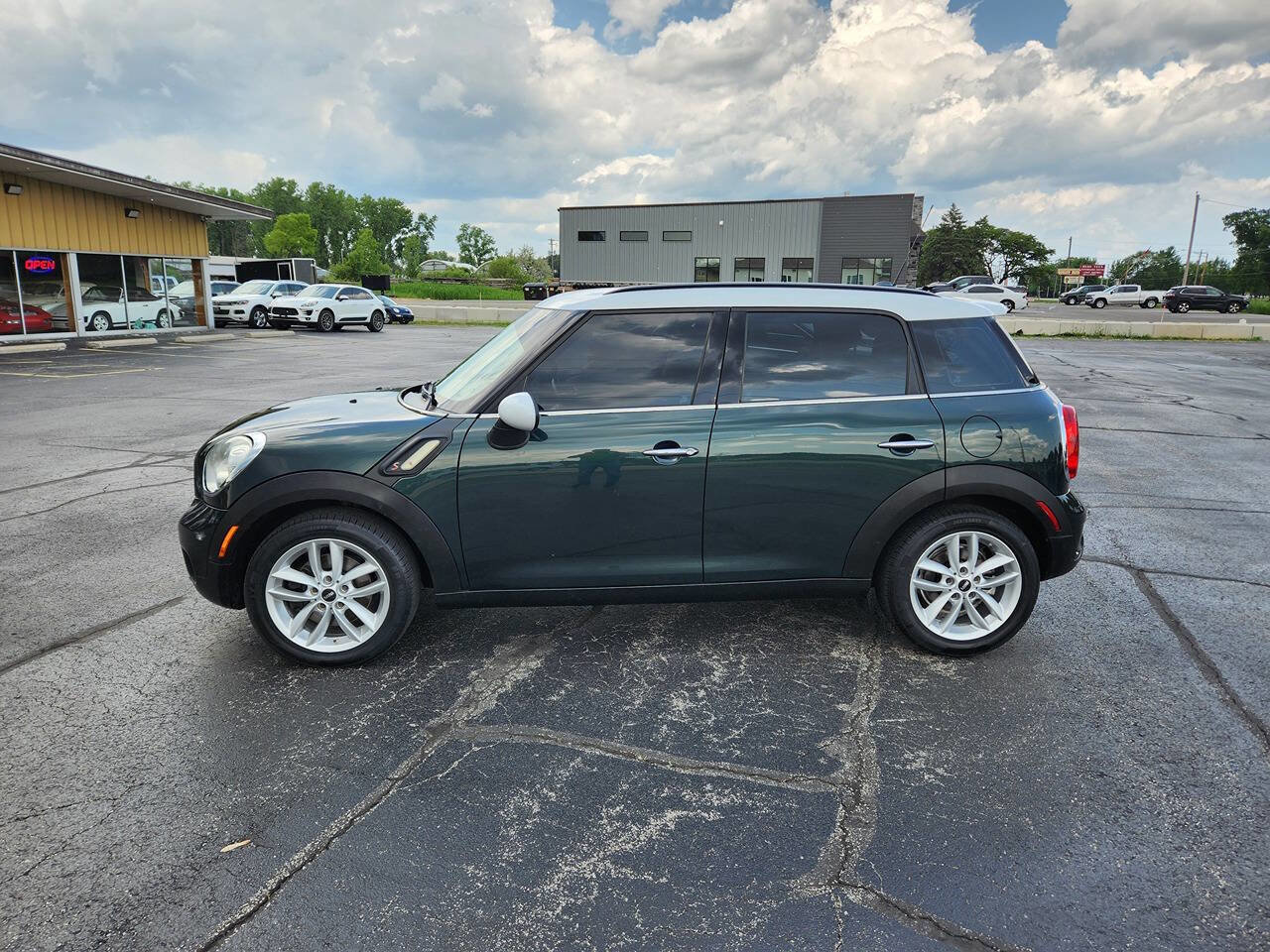 Used 2012 MINI Cooper Countryman S image 2