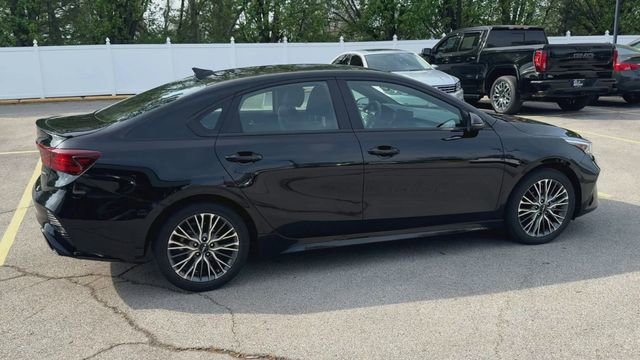 Used 2023 Kia Forte GT-Line FWD image 9