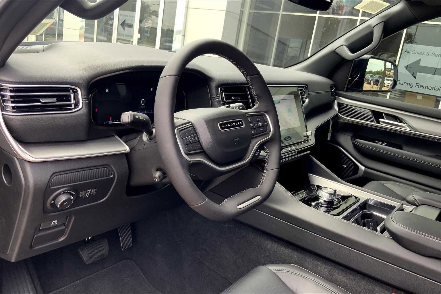 New 2025 Jeep Wagoneer w/ Convenience Group I image 8