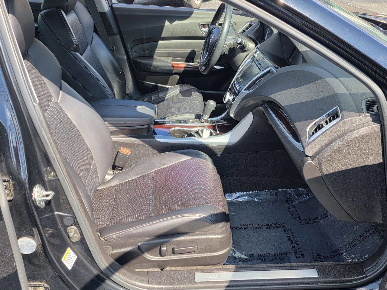 Used 2015 Acura TLX w/ Technology Package image 10