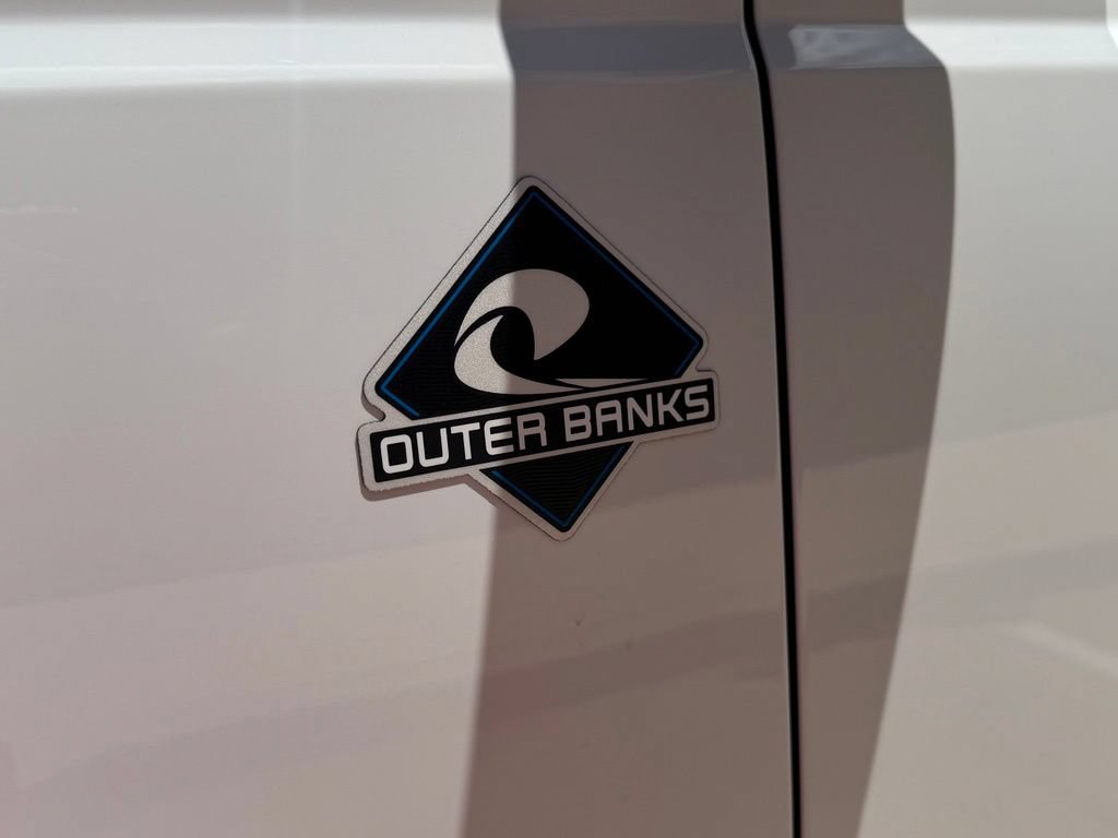 New 2026 Ford Bronco Outer Banks AWD/4WD image 8