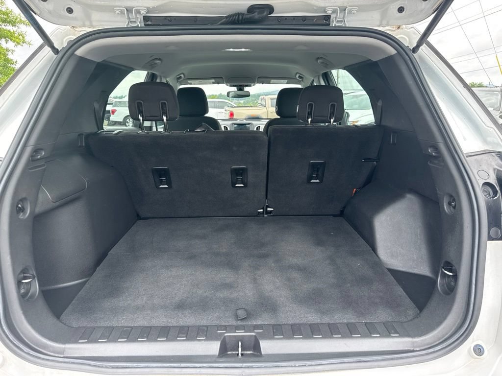 Used 2019 Chevrolet Equinox LS FWD image 28