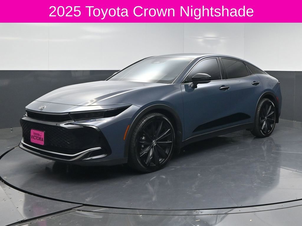 Used 2025 Toyota Crown Nightshade image 2