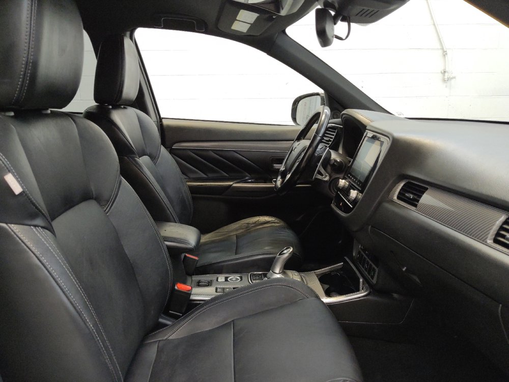 Used 2020 Mitsubishi Outlander SEL image 21