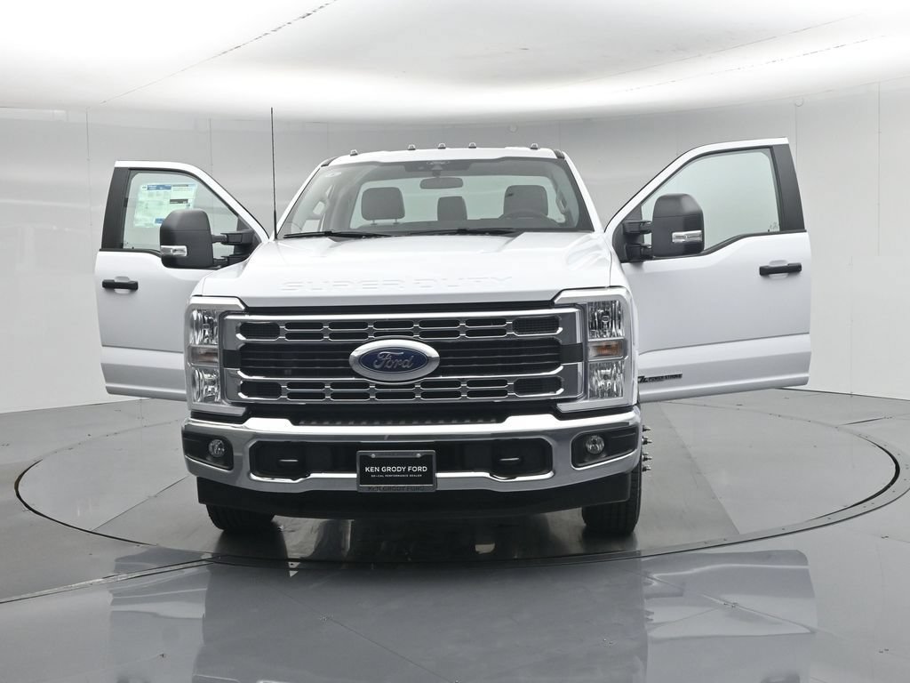 New 2026 Ford F350 XL w/ XL Chrome Package RWD image 23