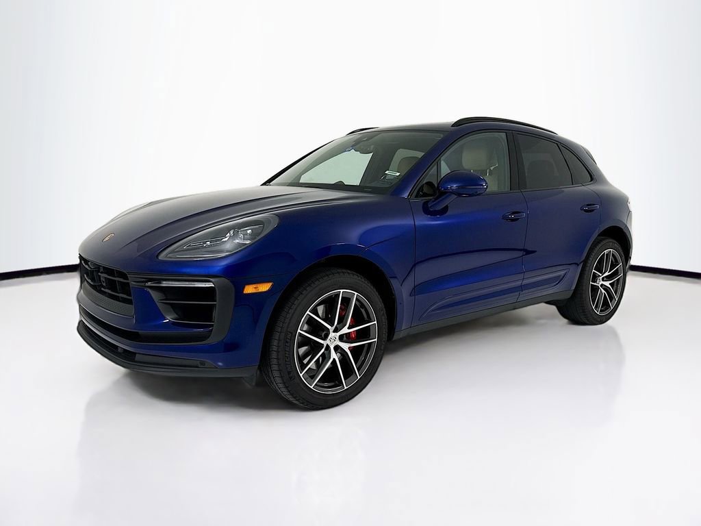 Certified 2023 Porsche Macan S AWD/4WD video 1