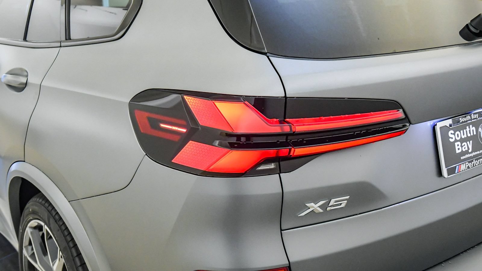 New 2026 BMW X5 xDrive50e AWD/4WD image 12