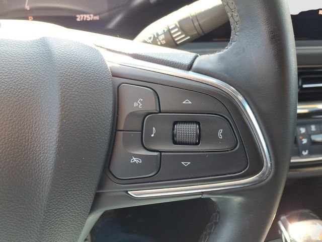 Used 2025 Buick Envista Sport Touring FWD image 27