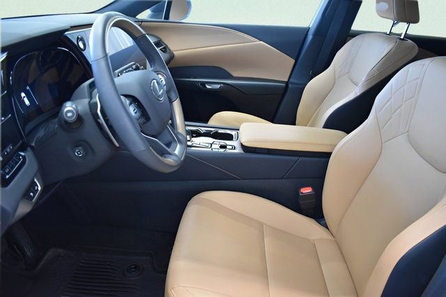 Used 2025 Lexus RX 350 Premium w/ Convenience Package image 24