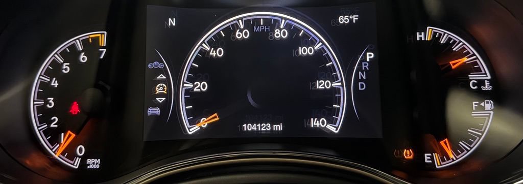 Used 2016 Jeep Grand Cherokee Laredo 75th Anniversary AWD/4WD image 17