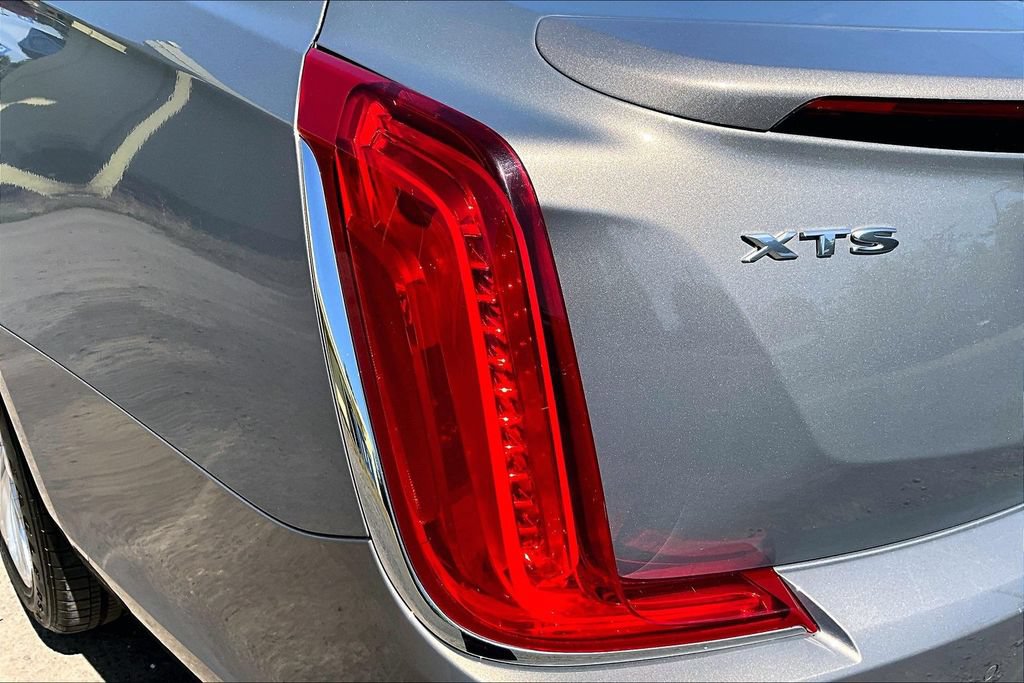 Used 2019 Cadillac XTS Luxury FWD image 28