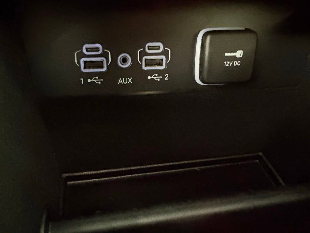 Used 2022 Jeep Grand Cherokee Limited w/ MOPAR Finishing Package RWD image 34