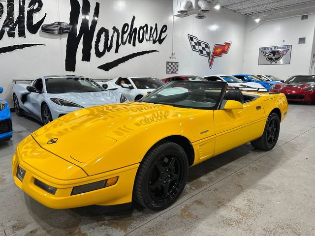 Used 1996 Chevrolet Corvette Convertible RWD image 6