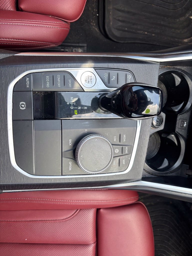 Used 2022 BMW 330i Sedan w/ Premium Package RWD image 37