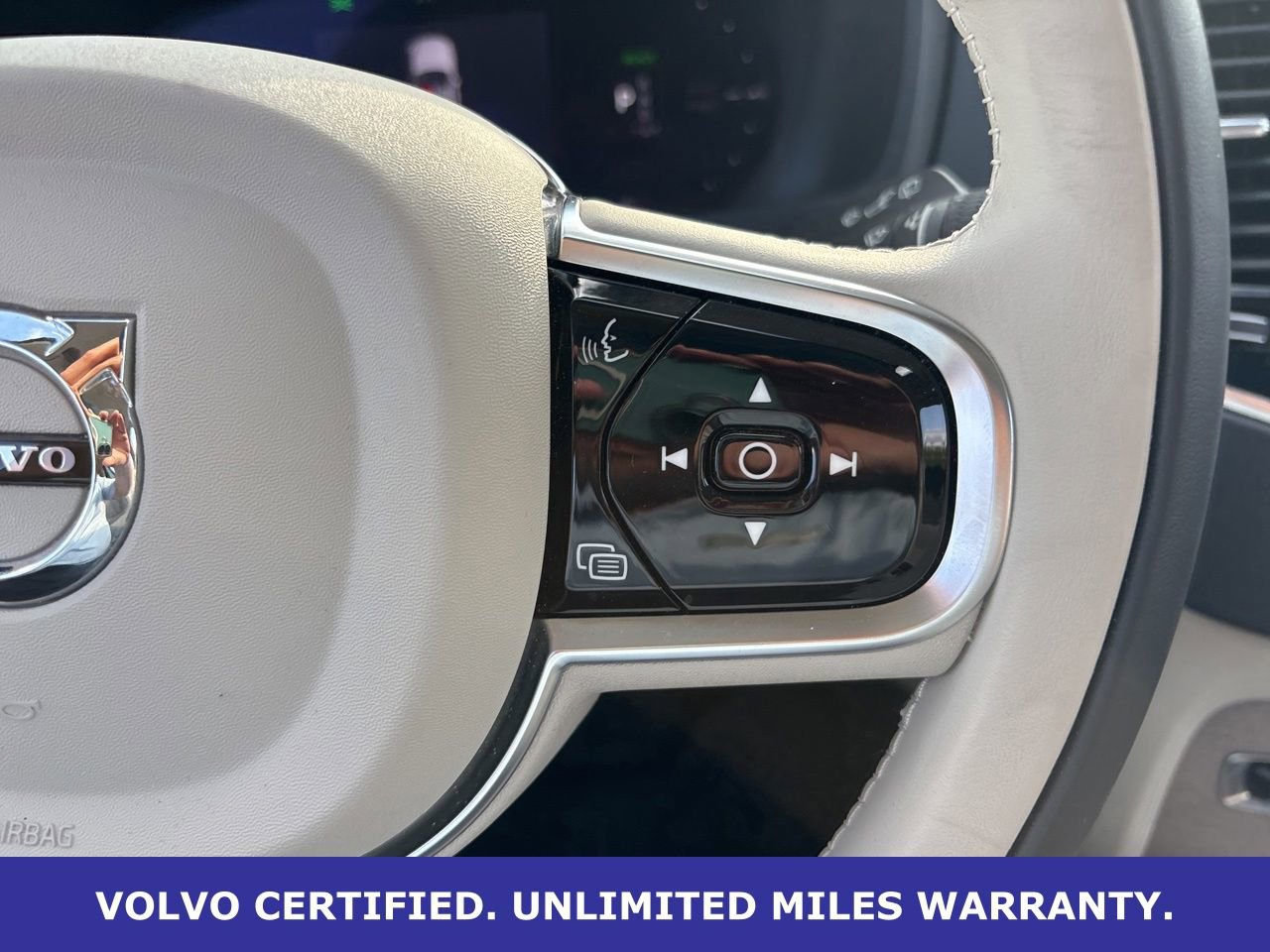 Certified 2024 Volvo XC90 T8 Plus w/ Protection Package Premier image 25