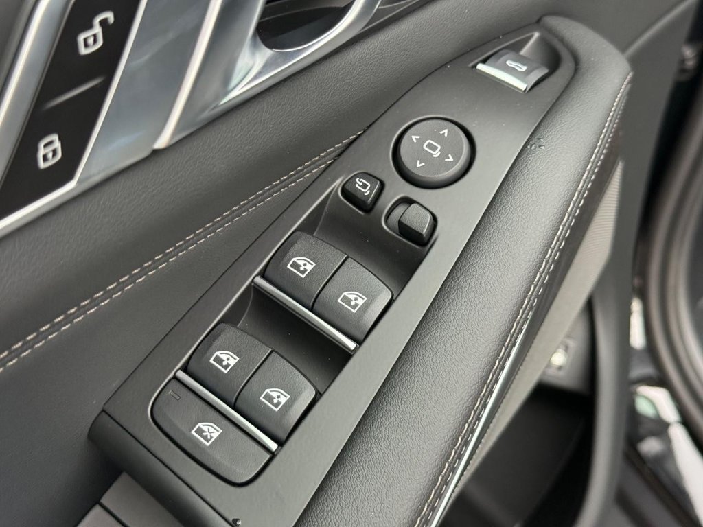 New 2026 BMW X5 xDrive50e AWD/4WD image 18