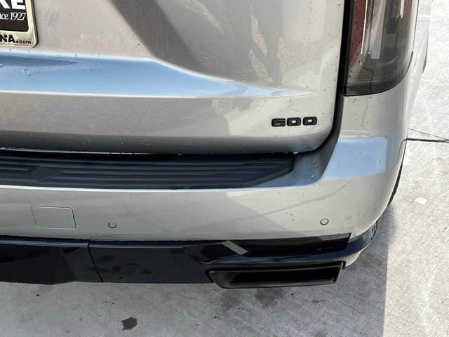 Used 2023 Cadillac Escalade Premium Luxury image 10