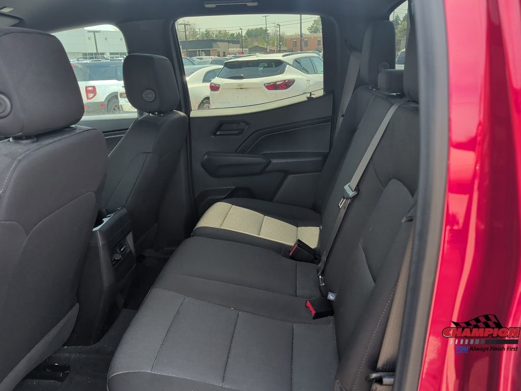Used 2024 Chevrolet Colorado Trail Boss w/ Advanced Trailering Package image 19