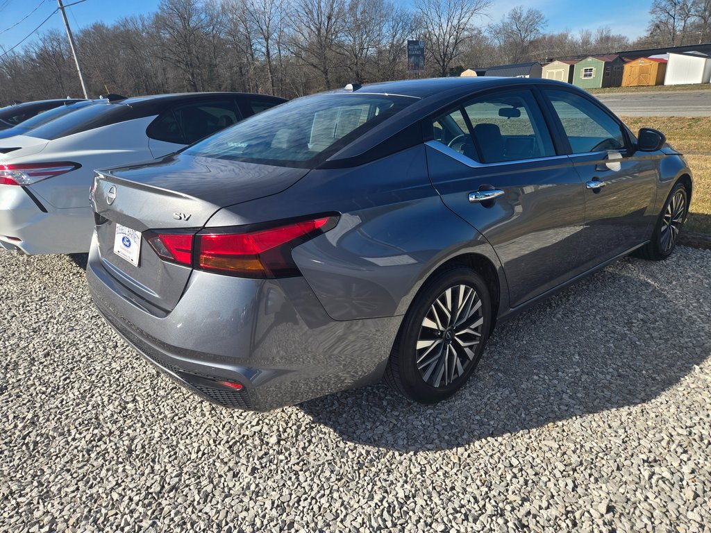 Used 2024 Nissan Altima 2.5 SV image 4